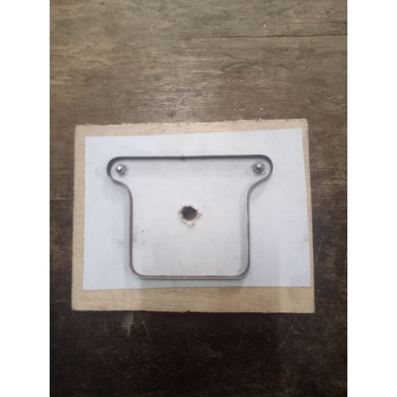 

Pisau Pond Pola Korek Gas