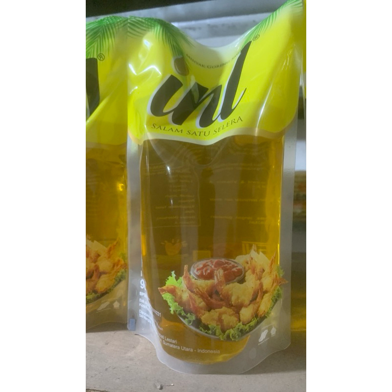 

INL minyak goreng 900ml