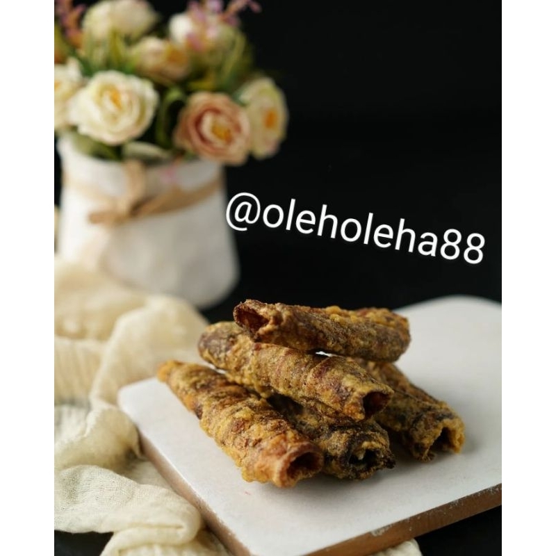 

SALE PISANG GULUNG RIRIS 120GR ENAK, MANIS FREE BUBBLEWRAP HALAL
