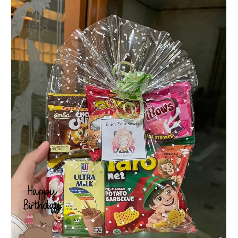 

HAMPERS SNACK 10.000 MURAH MERIAH BINGKISAN ULTAH