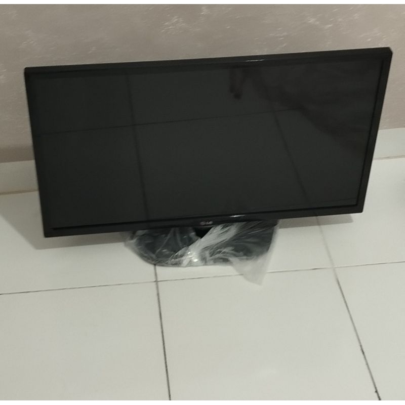 Casing tv LCD merek LG uk 32 inch. second mulus. tanpa lembaran panel LCD nya krn retak