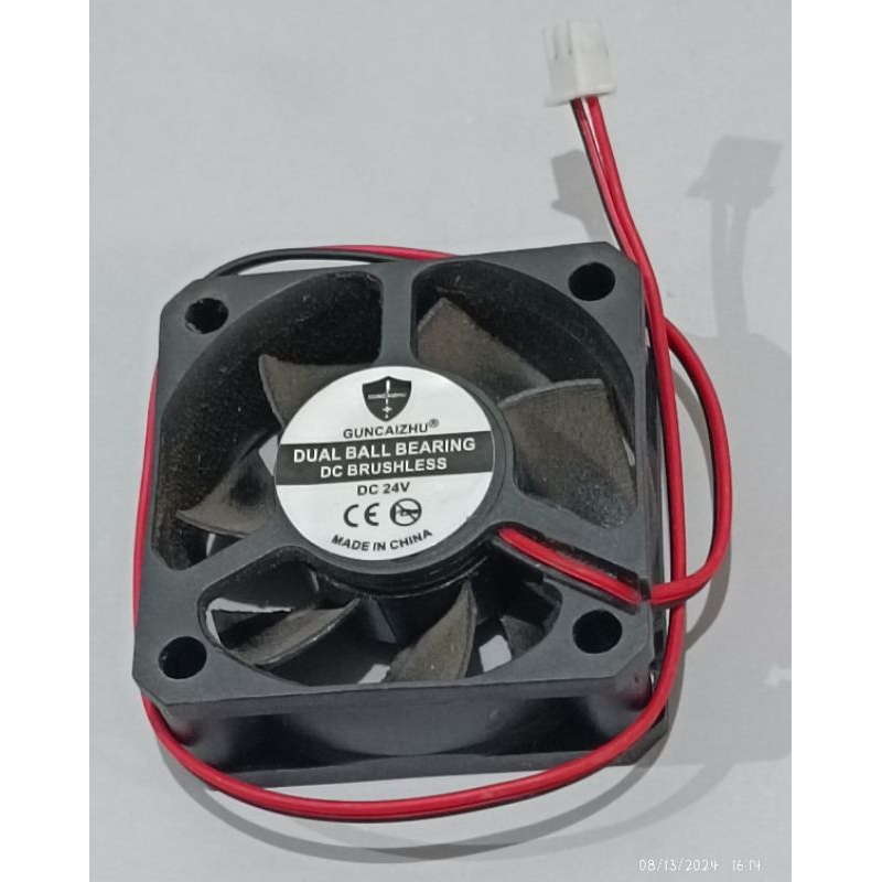 FAN 24V DC 5x5x2cm