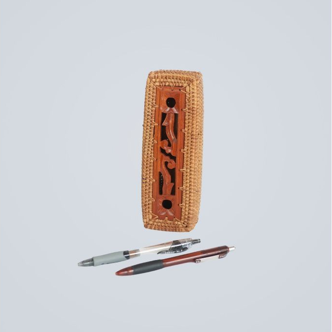 

Tempat Pensil Natural Rotan Souvenir Lombok