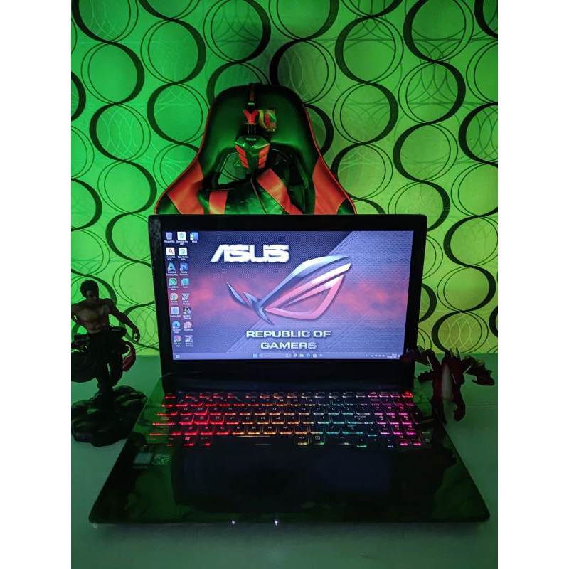 Laptop Gaming Asus ROG STRIX RAM 16Gb SSD 512Gb Core i7 GL553VD Nvidia GTX