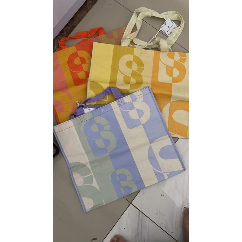 buttonscarves - shopping bag