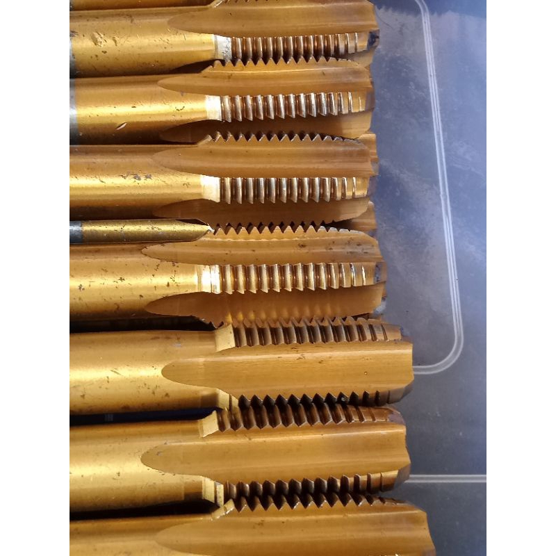 Tap M27 x 3 HSS tin coating kuning tap M27 x 3 tapping M27x3 bekas / Seken