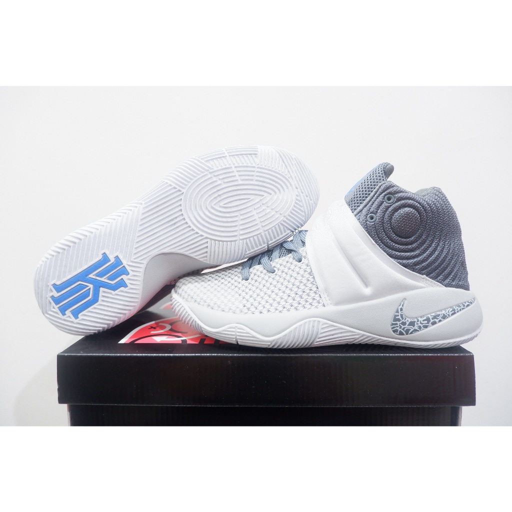 SEPATU BASKET NK KYRIE 2 HIGH OMEGA