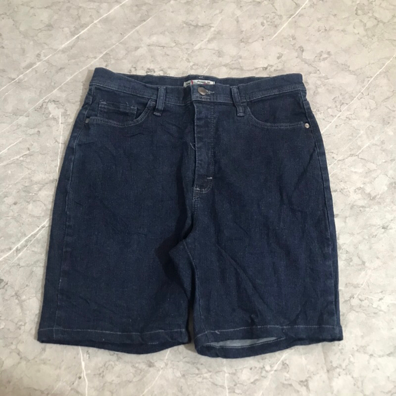 celana jeans pendek Lee size M second bekas