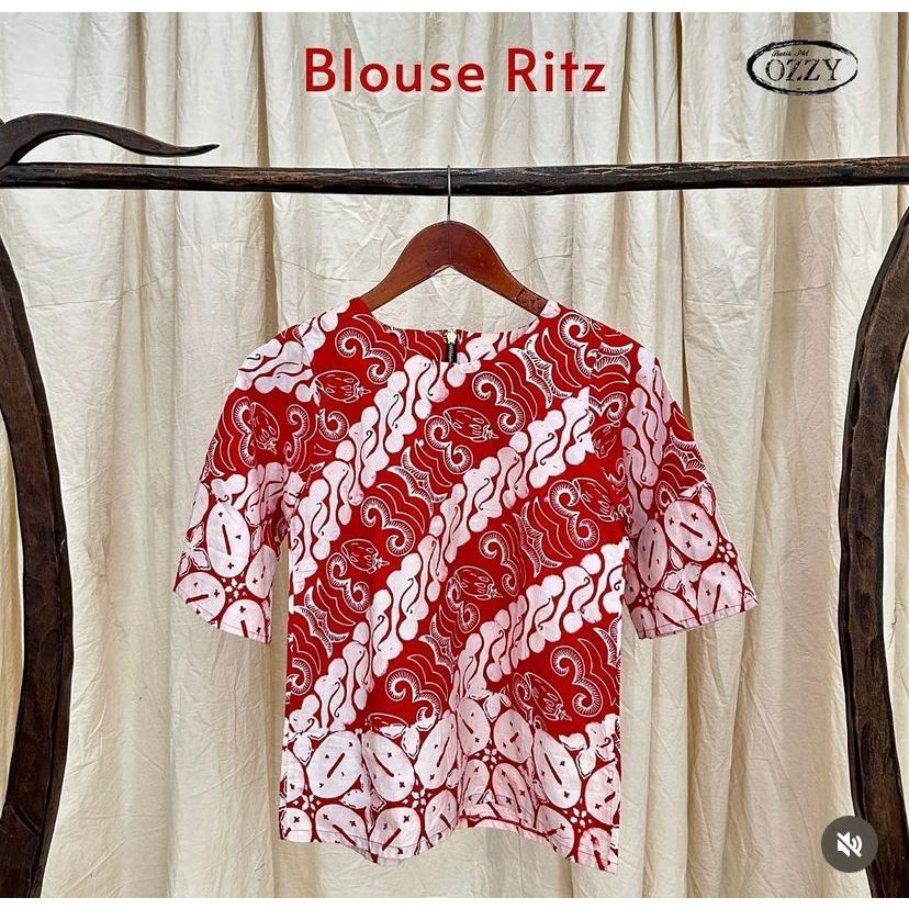 Ozzy Batik Pekalongan Blouse Ritz
