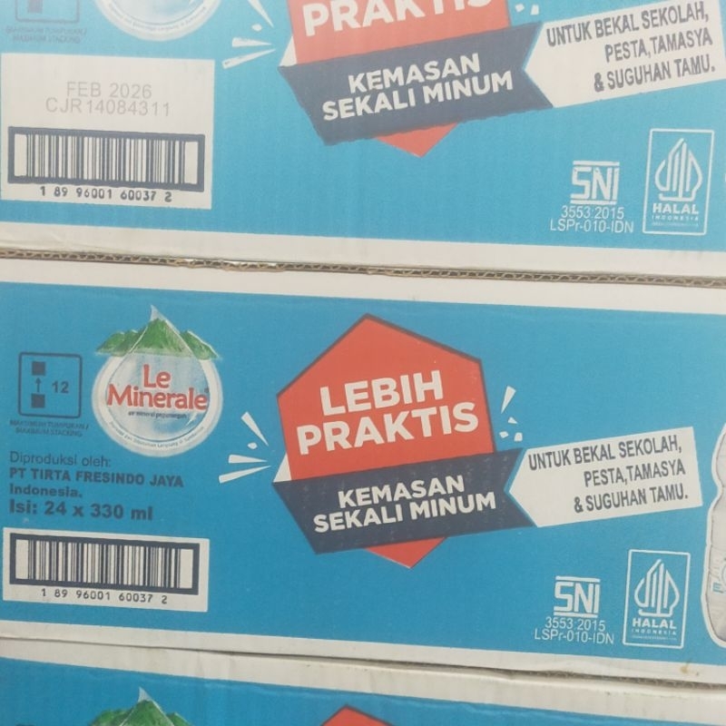 

Air Mineral Le Minerale 330 ml