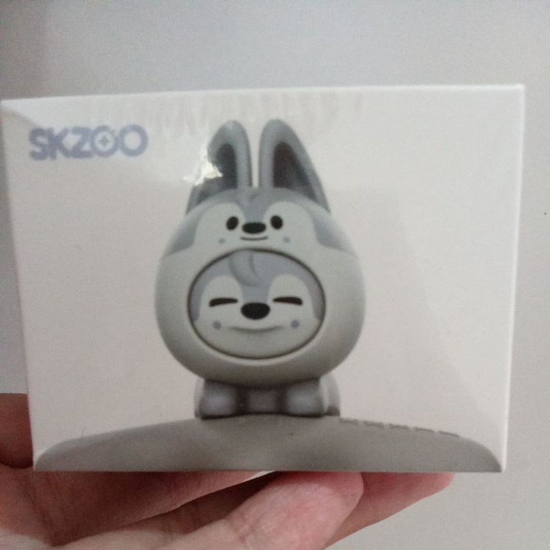 tolong chat sebelum co pakai JNE ready stock sealed mini figure wolfchan skzoo 5cm Busan world tour 