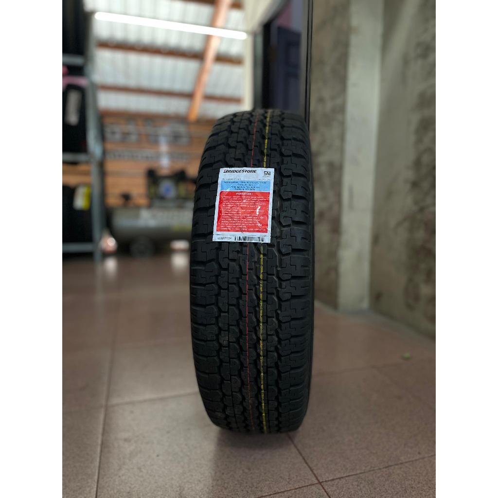 Ban Luar Bridgestone BS 689 235 75 15 235 75 R15 235/75/15 235/75 R15 235-75-15 235-75 R15 23575R15 