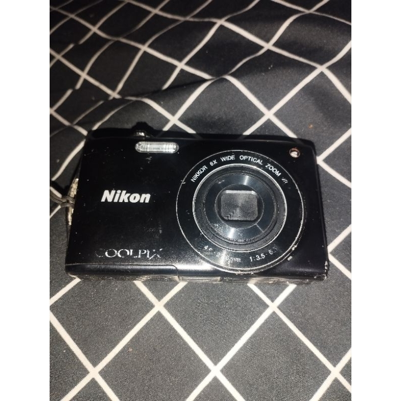 Nikon Coolpix S3300