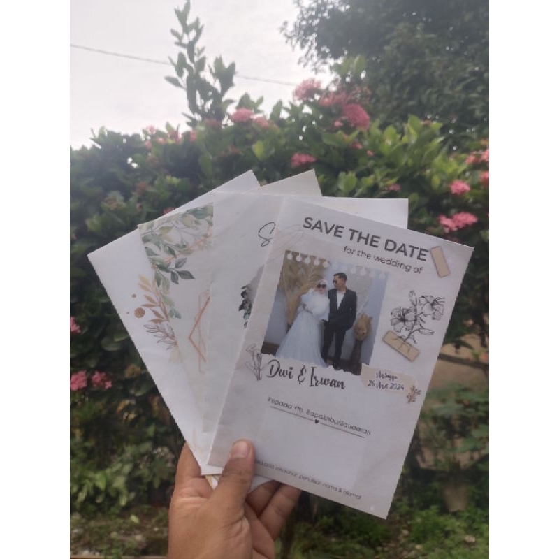undangan lipat 2 minimalis pake foto