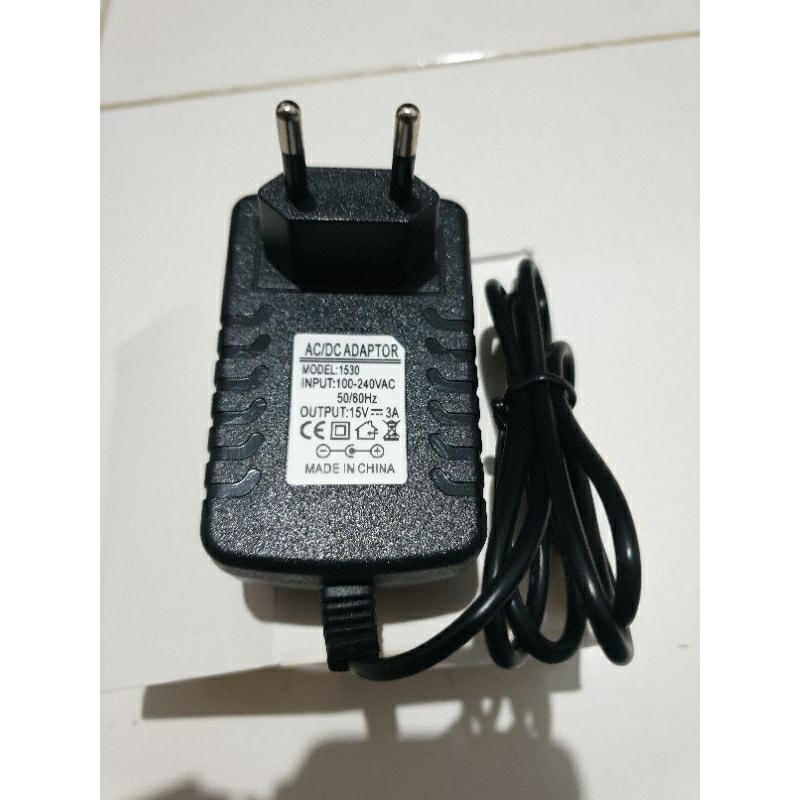 adaptor charger speaker portable merk Dat 1505 daya 15v3A