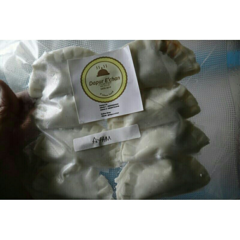 

Cireng mini gemoy isi ayam pedes