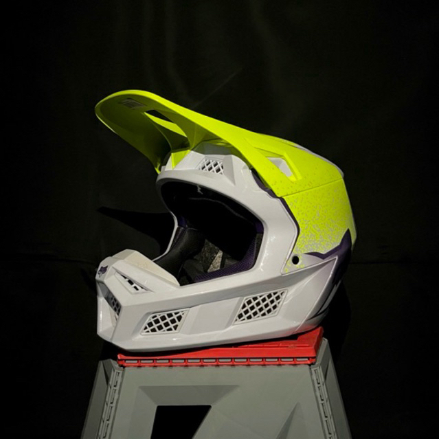 Fox Helmet V3 MVRS Honr Flo Yellow