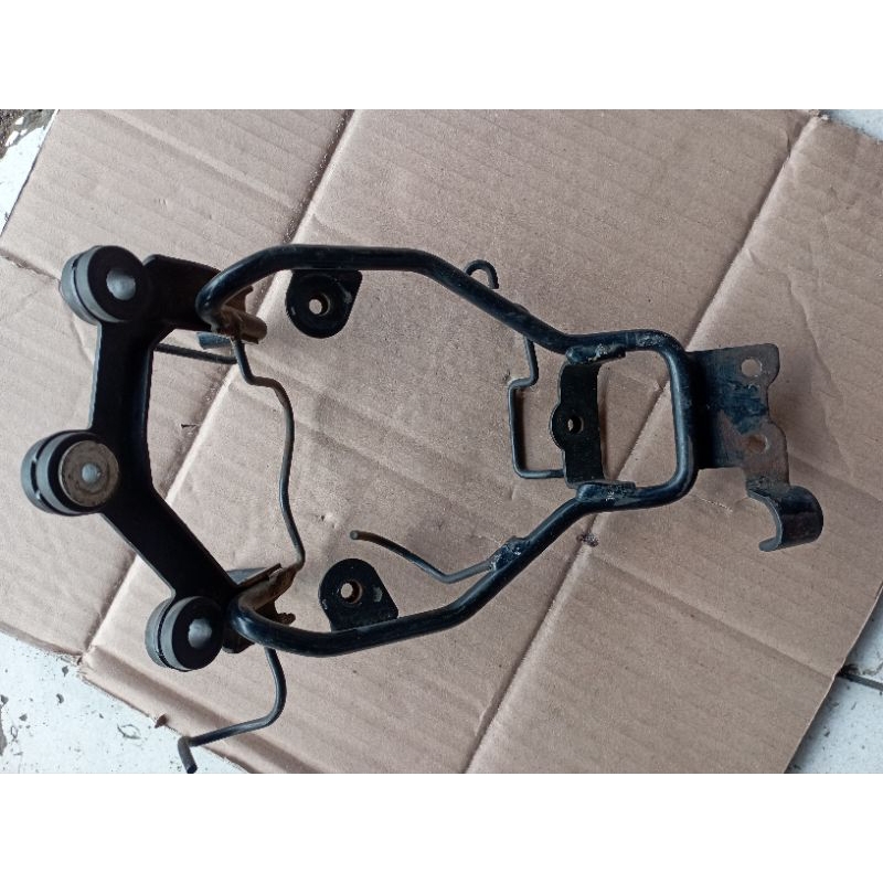 breket dudukan spidometer vixion new bekas original