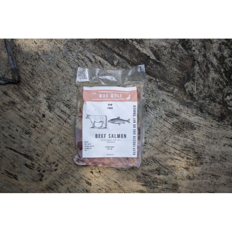

THE WAG WOLF - Beef salmon raw food 100gr