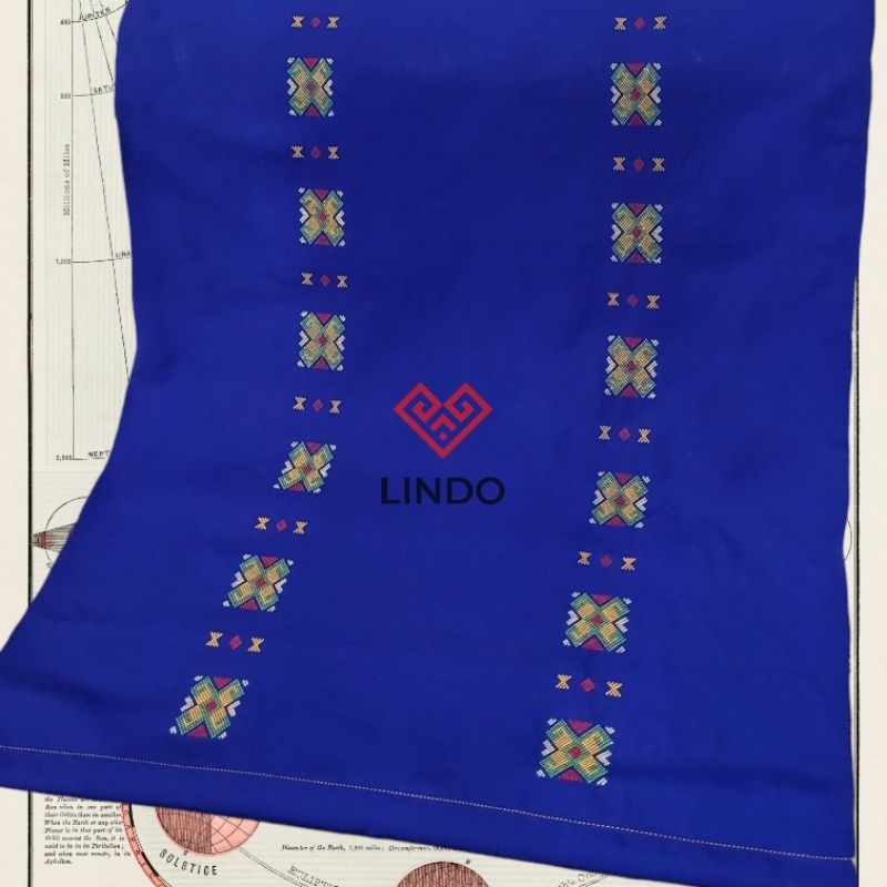 Kain Tenun Paruki' Sa'dan Toraja (Pa' Sikki' Bungkang Pore Kasalle) (Kode: BA1027510)