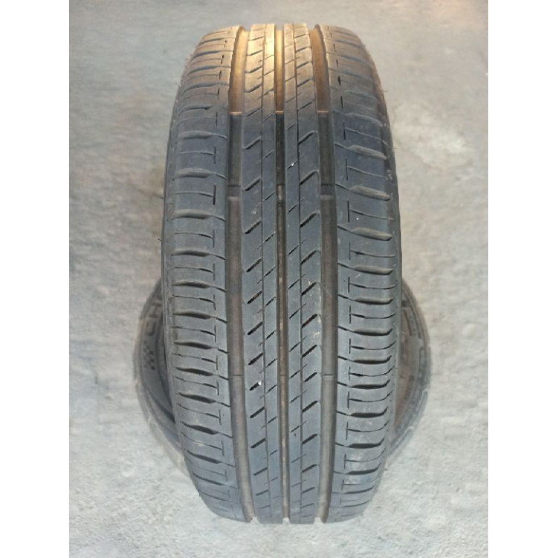 Ban second ban bekas mobil ukuran 185/60 R15