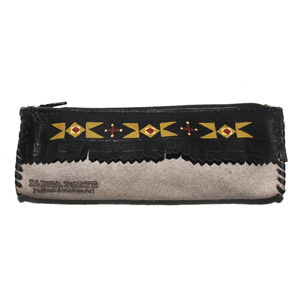 

Tempat Pensil Parta Porte Motif Rumbai