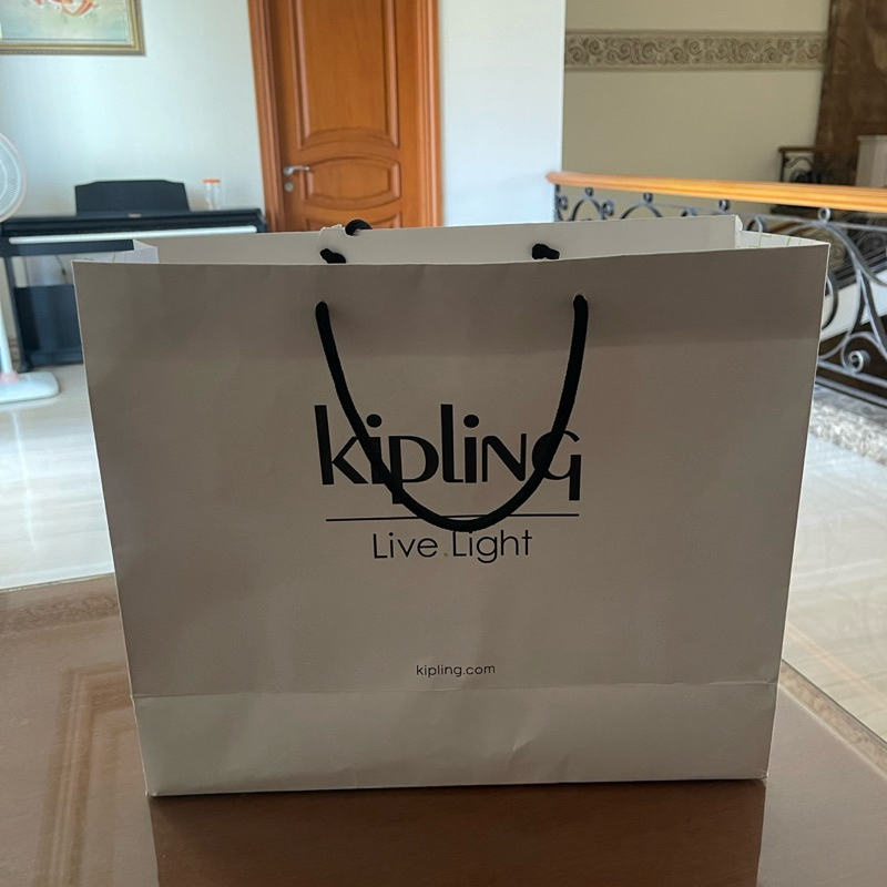 

[READY SIAP KIRIM] PAPERBAG KIPLING PUTIH LARGE ORIGINAL FROM STORE