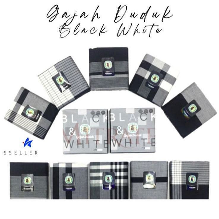 Gajah Duduk Black White
