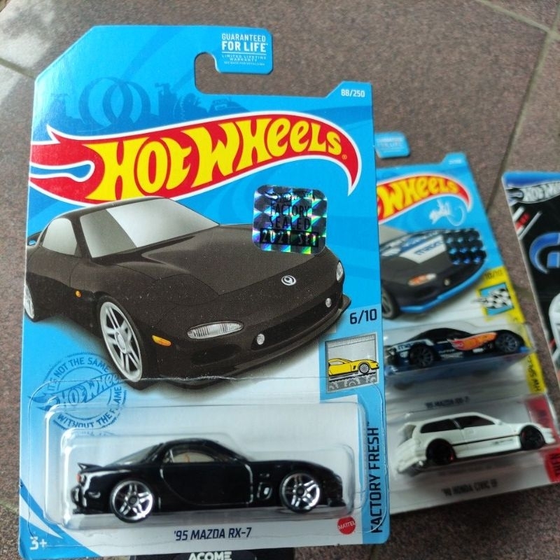 HOT WHEELS 95 MAZDA RX-7 FACTORY SEALED