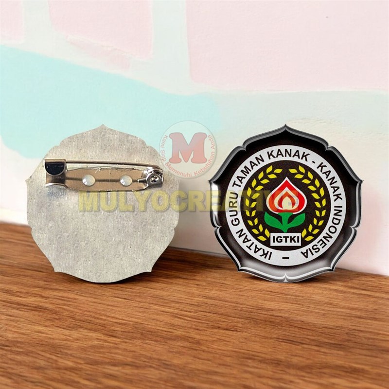 Pin IGTKI Lencana Bros Logo IGTKI