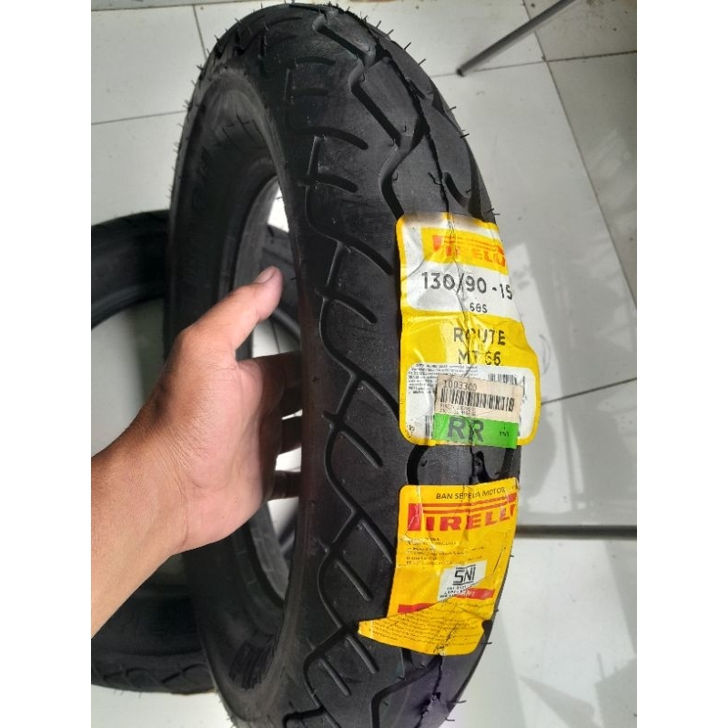 Pirelli route 130/90-15