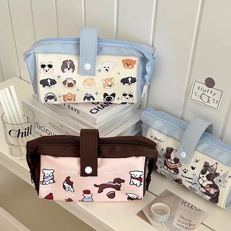 

kotak pensil karakter lucu pouch pensil make up serbaguna aestetik