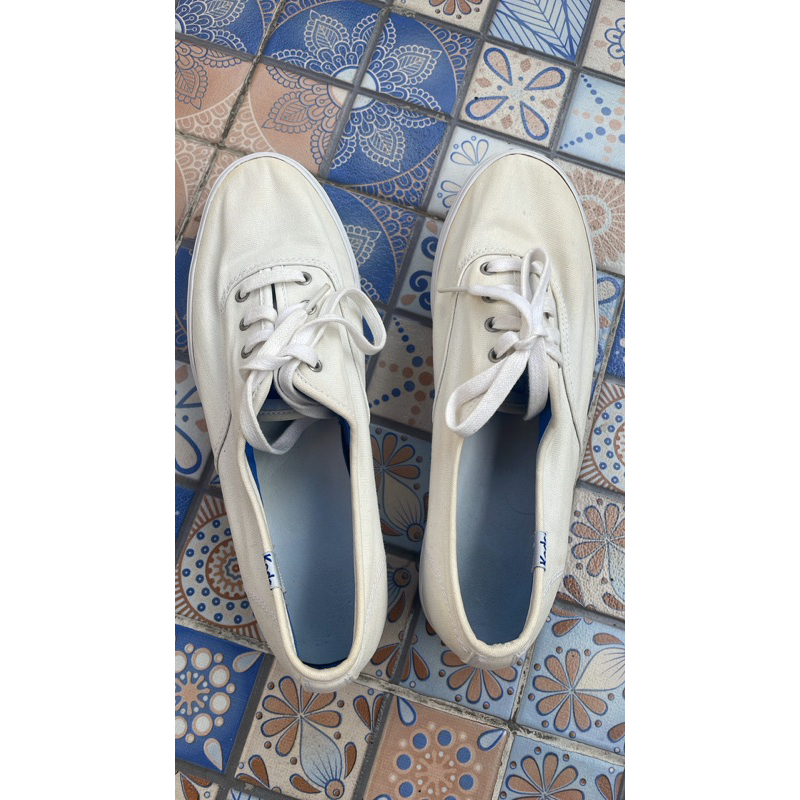 sepatu keds preloved