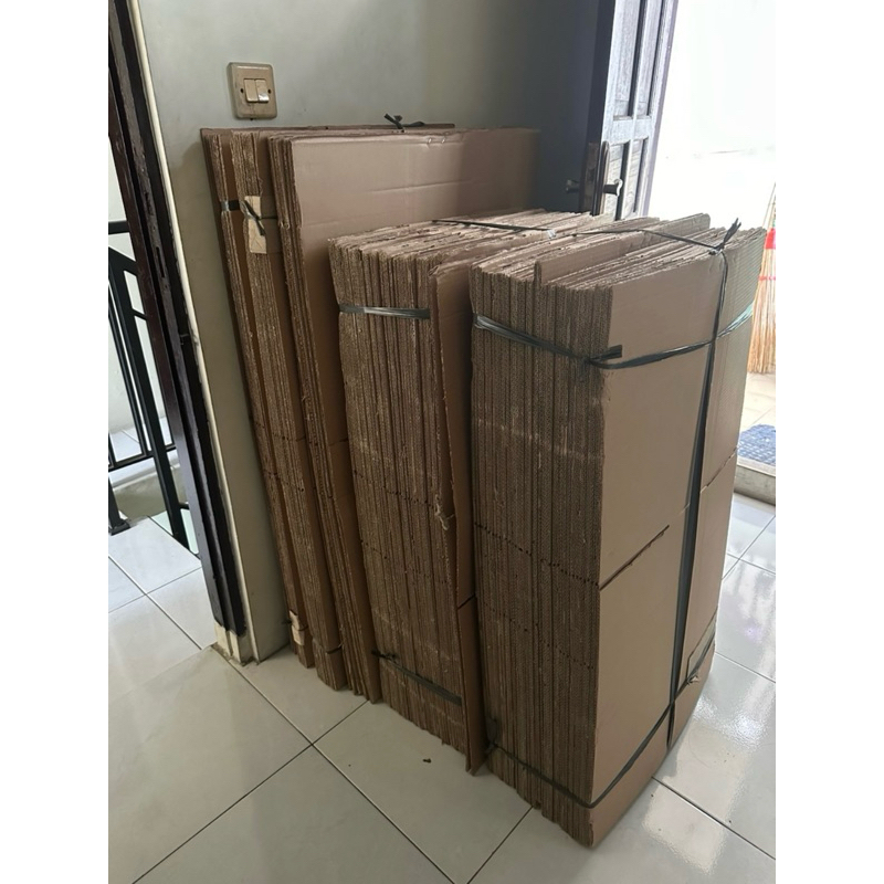 

KARDUS PACKING BUKET BUNGA WAJIB CHECKOUT