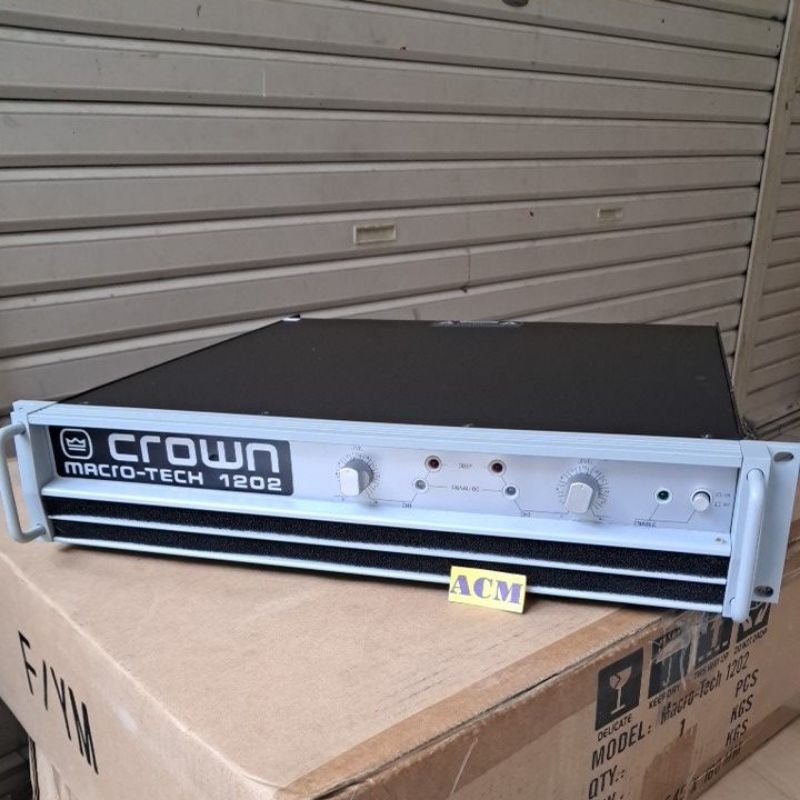 POWER AMPLIFIER CROWN MACRO TECH 1202 STEREO