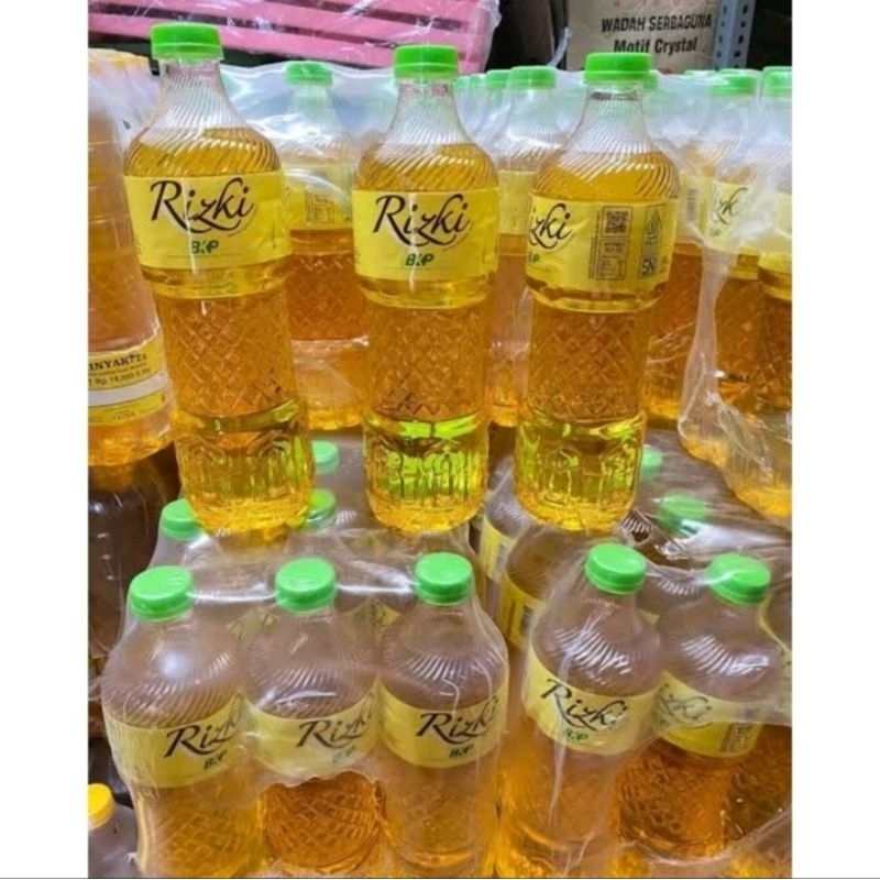 MINYAK SAWIT RIZKI 1 krat 12 botol