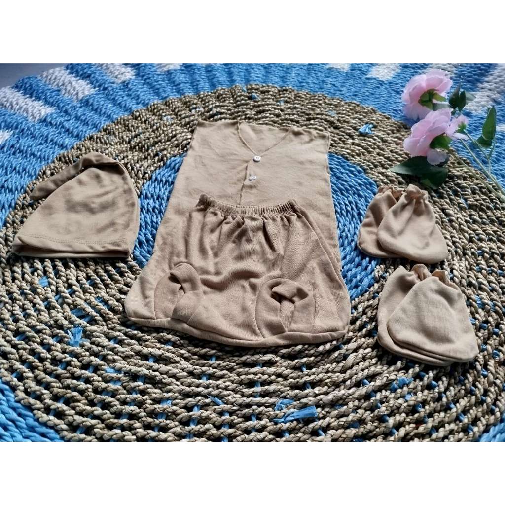 1 set baju bayi baru lahir