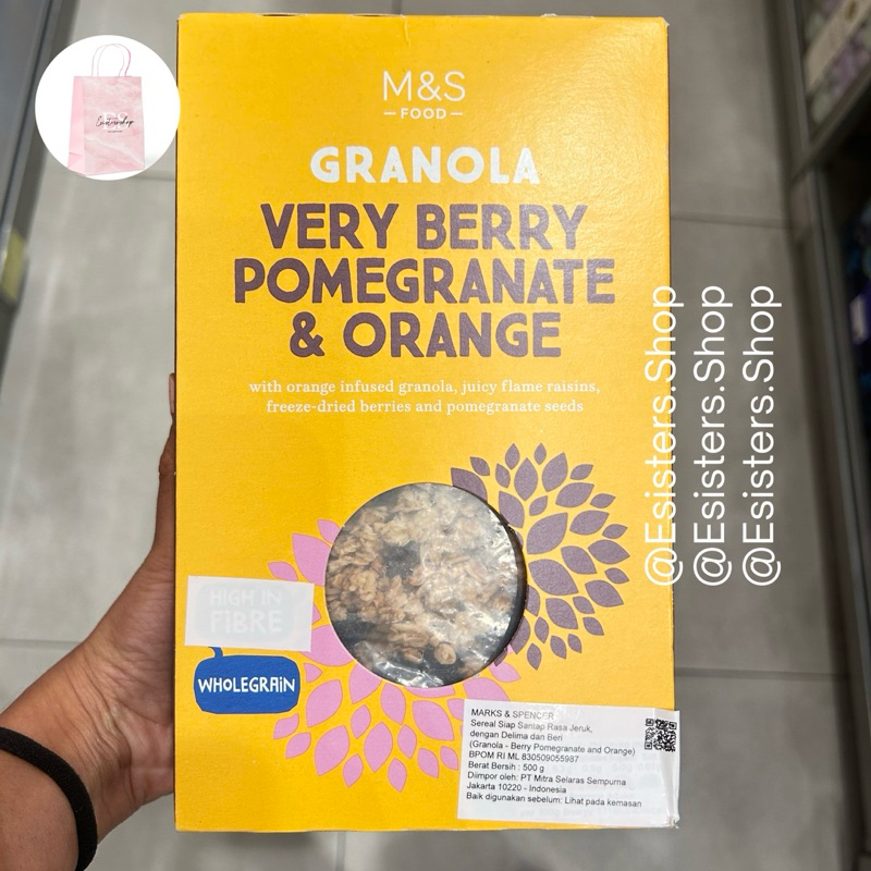 

M&S Marks & And Spencer Granola Berry Pomegranate and Orange Sereal Siap Santap Rasa Jeruk Delima Berry Granola M&S