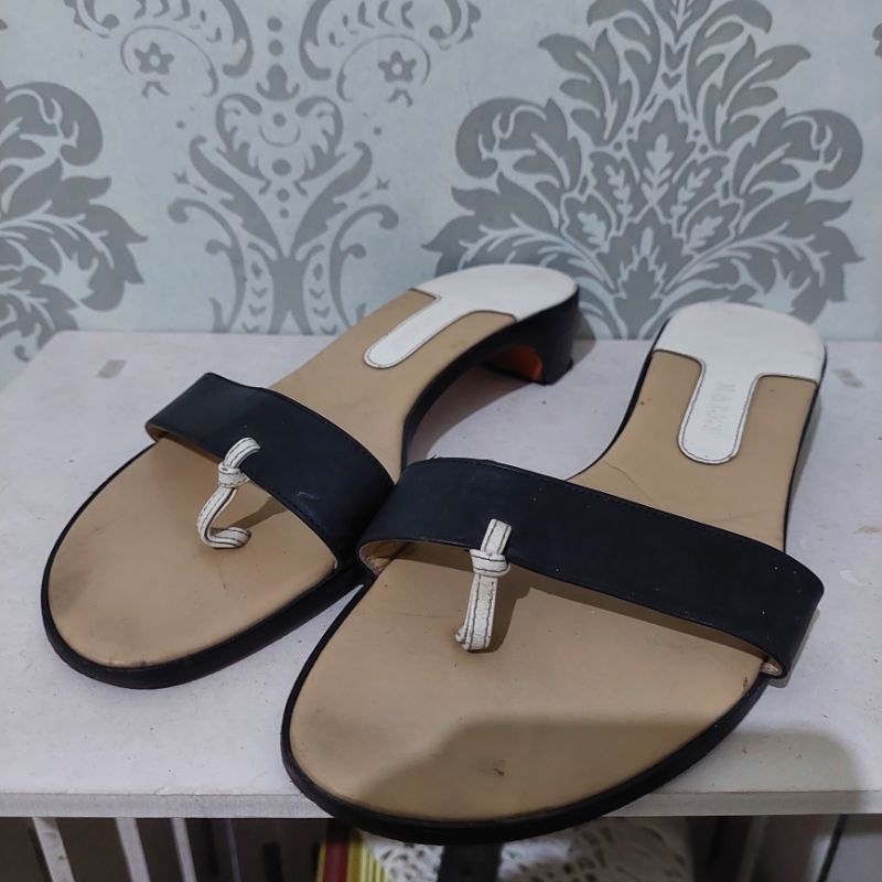 sandal wanita Bally size 37 preloved