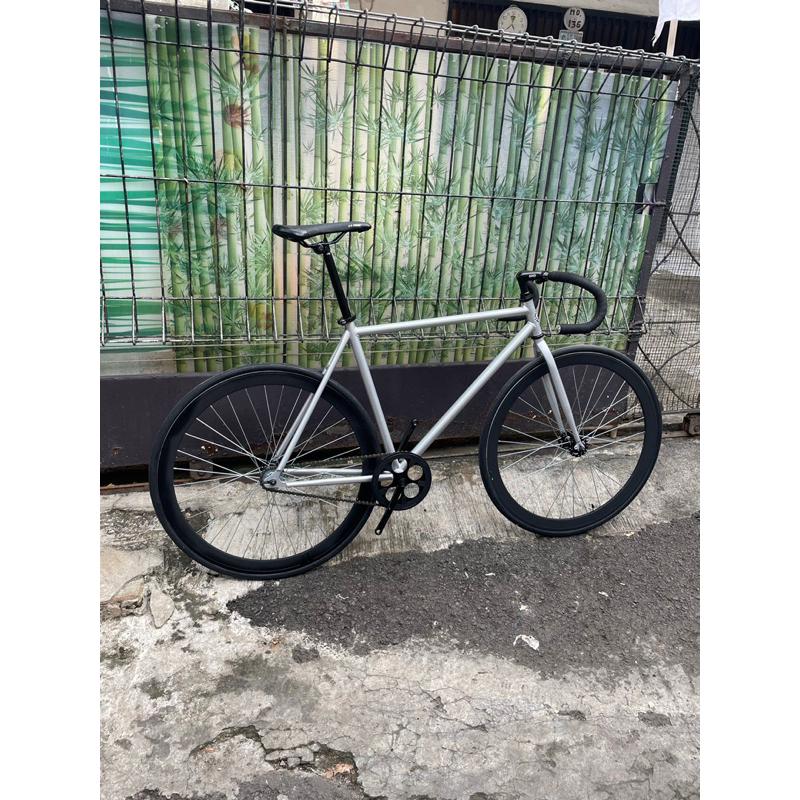 Fullbike sepeda fixie classic 700c size 50 M doltrap / Torpedo silver