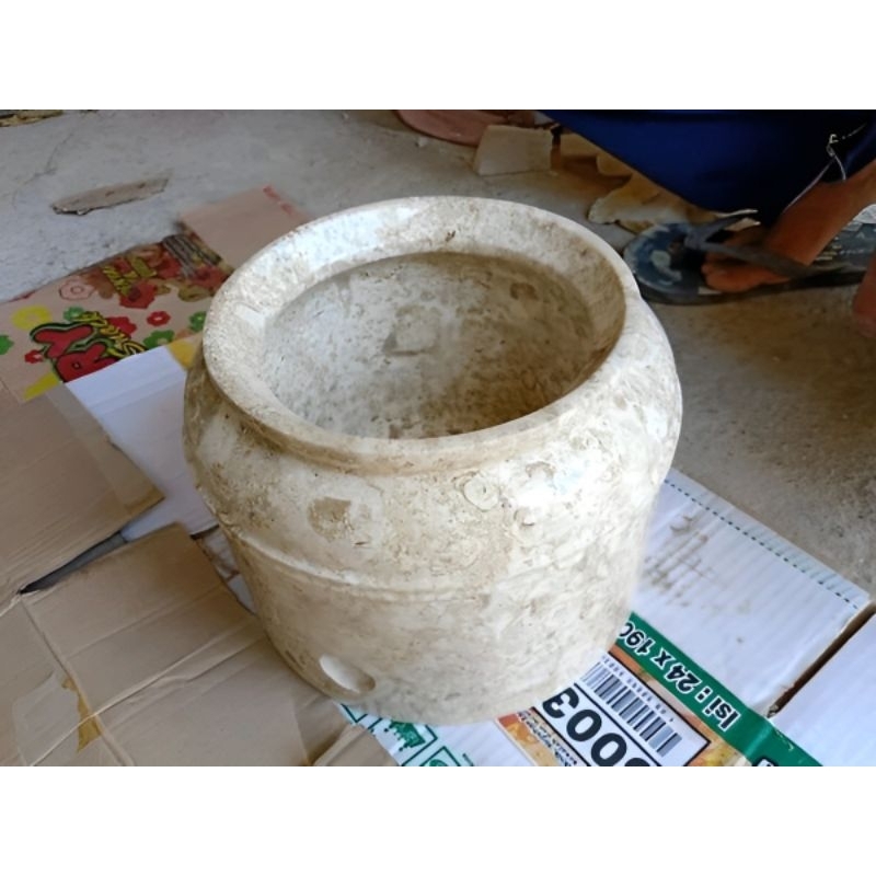 Guci Galon Air Minum Marmer