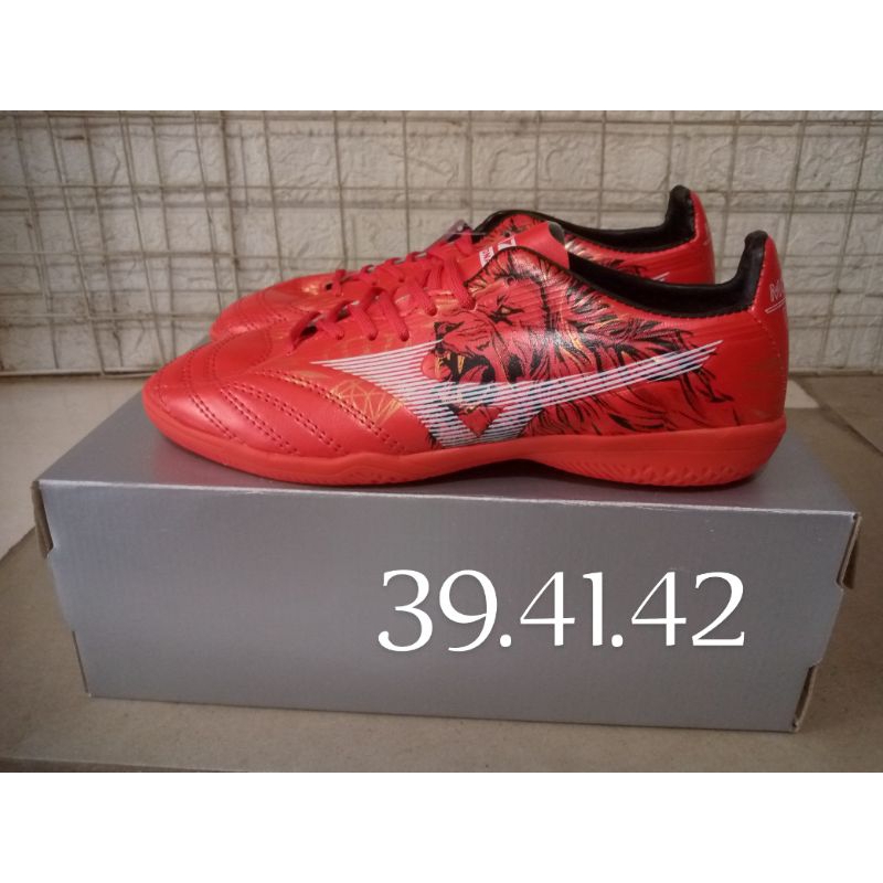 Sepatu futsal MIZUNO MORELIA NEW