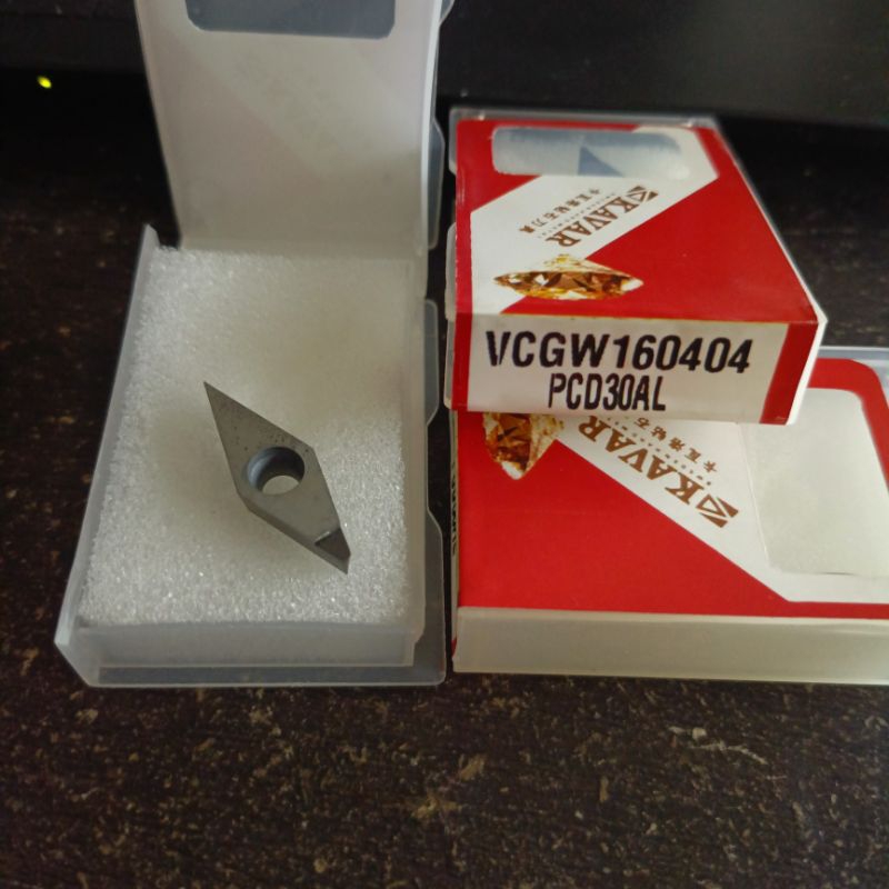 Insert PCD kavar VCGW160404 alumunium kinclong VCGT VCMT 16 04 04 diamond kinclong mata bubut..