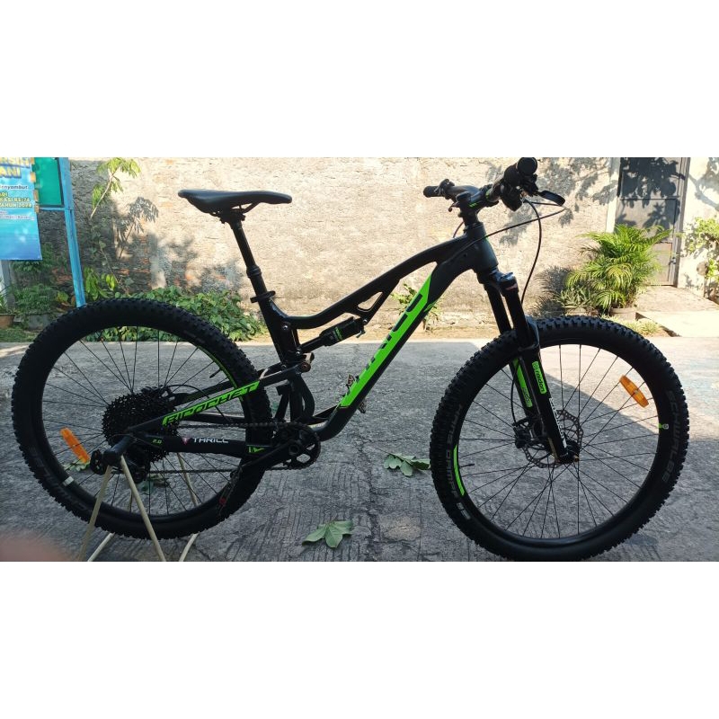 sepeda Thrill ricochet 2.0  T120 size M 27.5