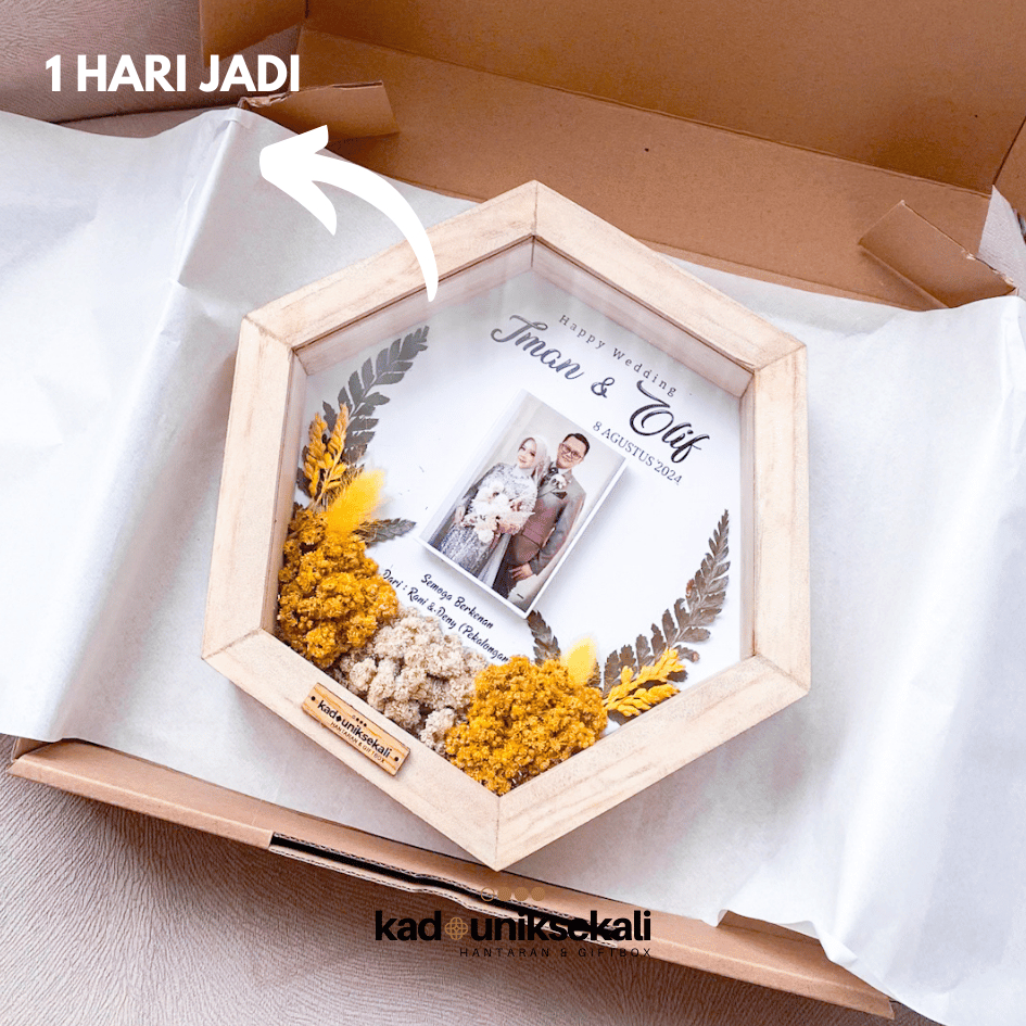 Custom Nama Hexagonal GiftBox Kado Pernikahan Rustic Frame 3D - Kado Foto Unik