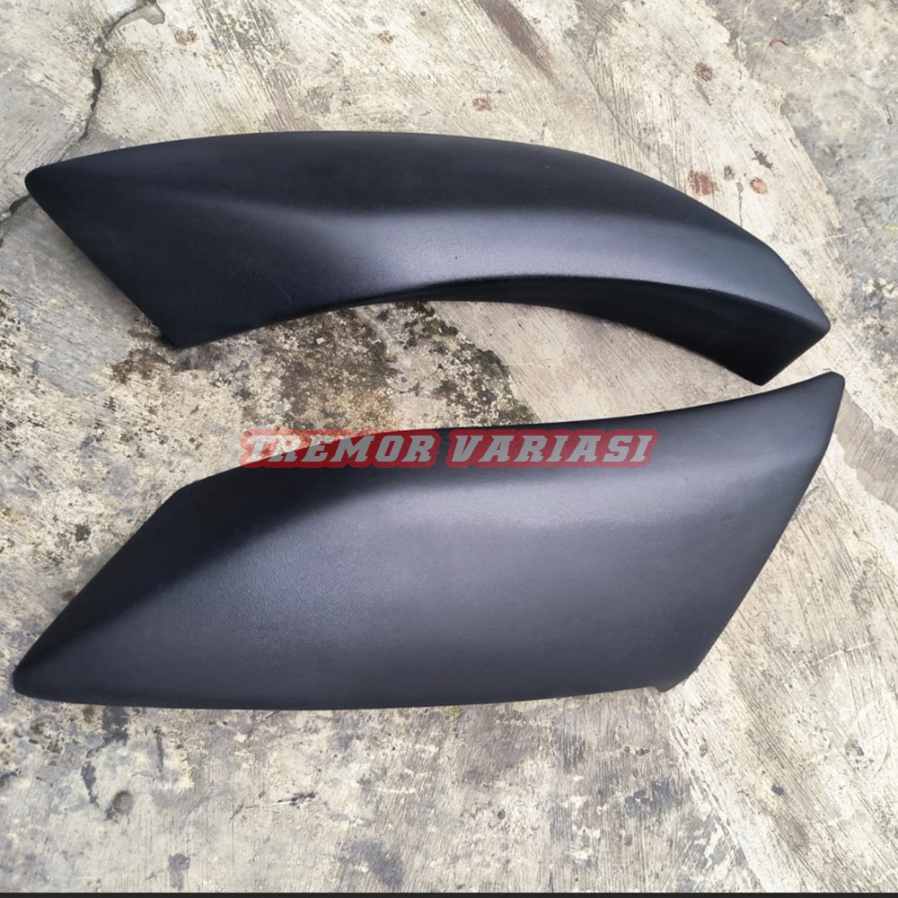 Tanduk kuping bemper depan mobil panther touring satuan terlaris