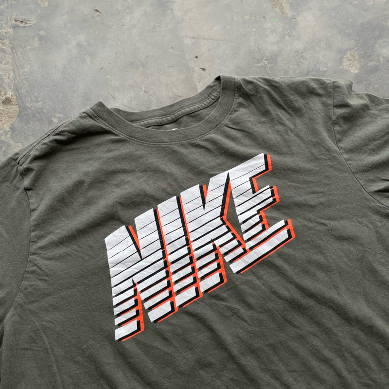 Nke Tshirt Olive green