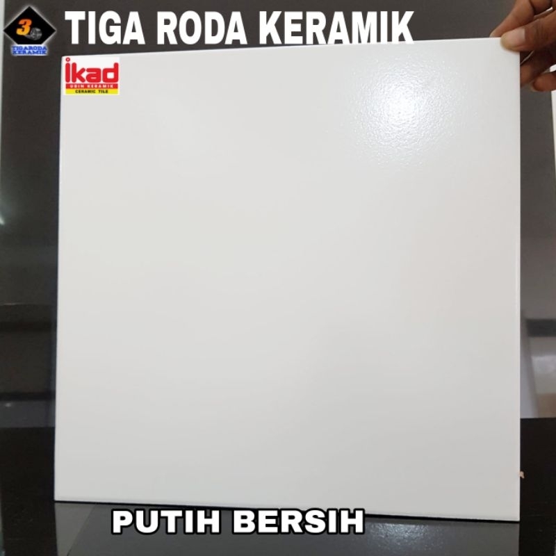 keramik 40x40 keramik putih polos 40x40/keramik putih kilap 40x40/keramik polos kilap/keramik putih 