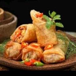 

lumpia ayam suwir by lasa mba nopi