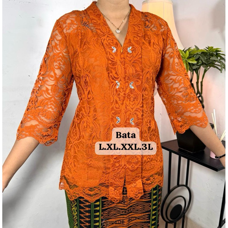 Atasan Blouse brokat kancing depan